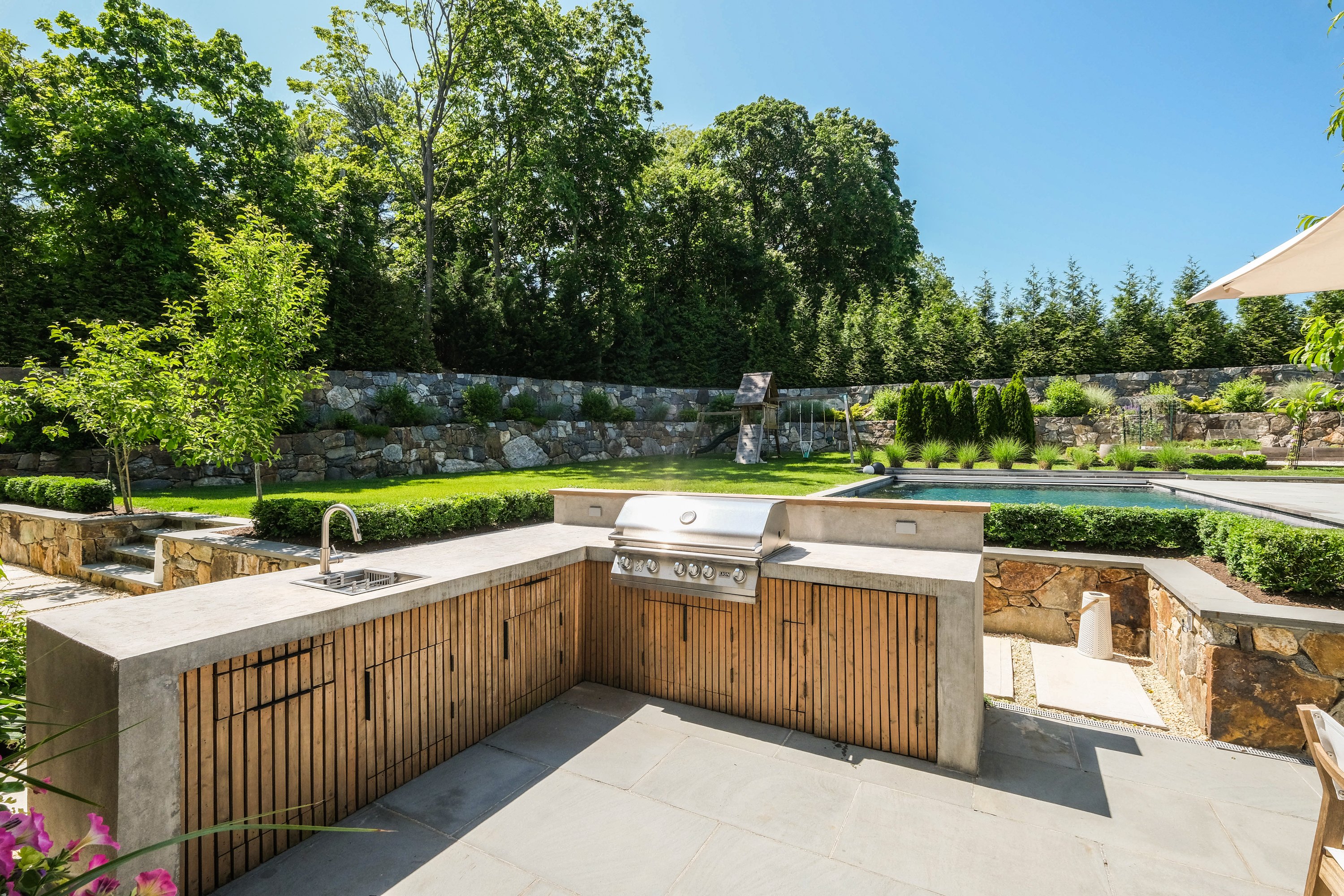 18 Cornell St Scarsdale, NY 10583 -069 OF 73